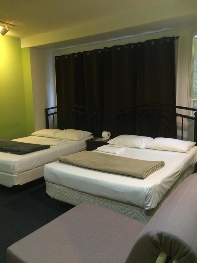 Adas Guesthouse Торонто Экстерьер фото